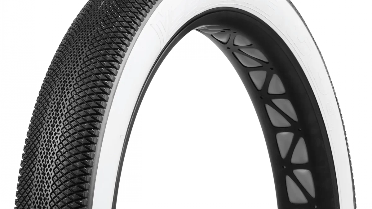 Speedster-White-wall-1-scaled-
