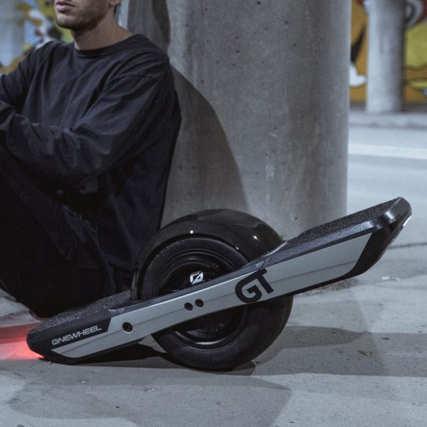 OneWheel GT Carbon Fiber Fender - Afbeelding 6