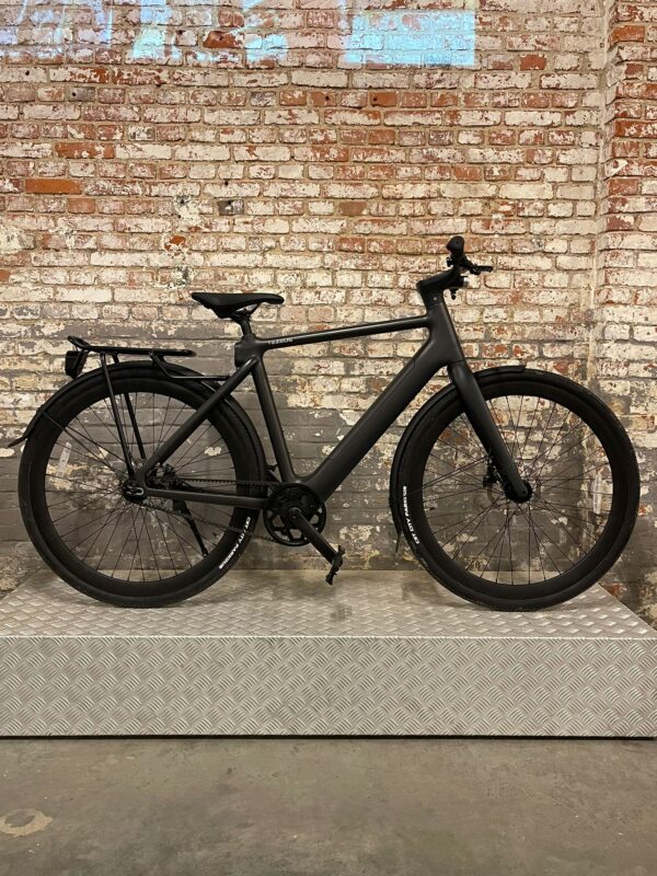 Tezeus C8 Black A-Grade 