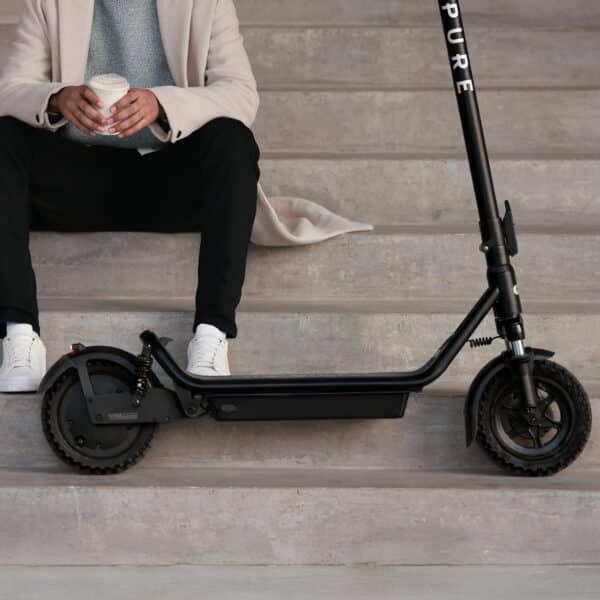 pure-electric-air5-pro-plus-suspension-zwart