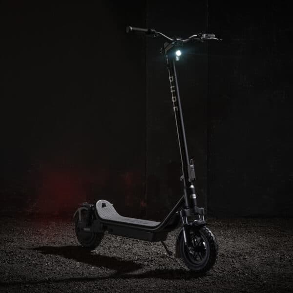 pure-electric-air5-pro-plus-suspension-zwart-vooraanzicht