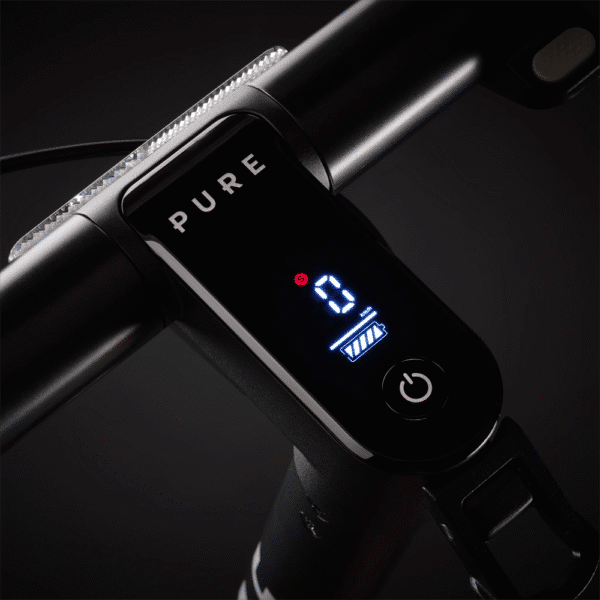 pure-electric-air5-zwart-details-verlichting